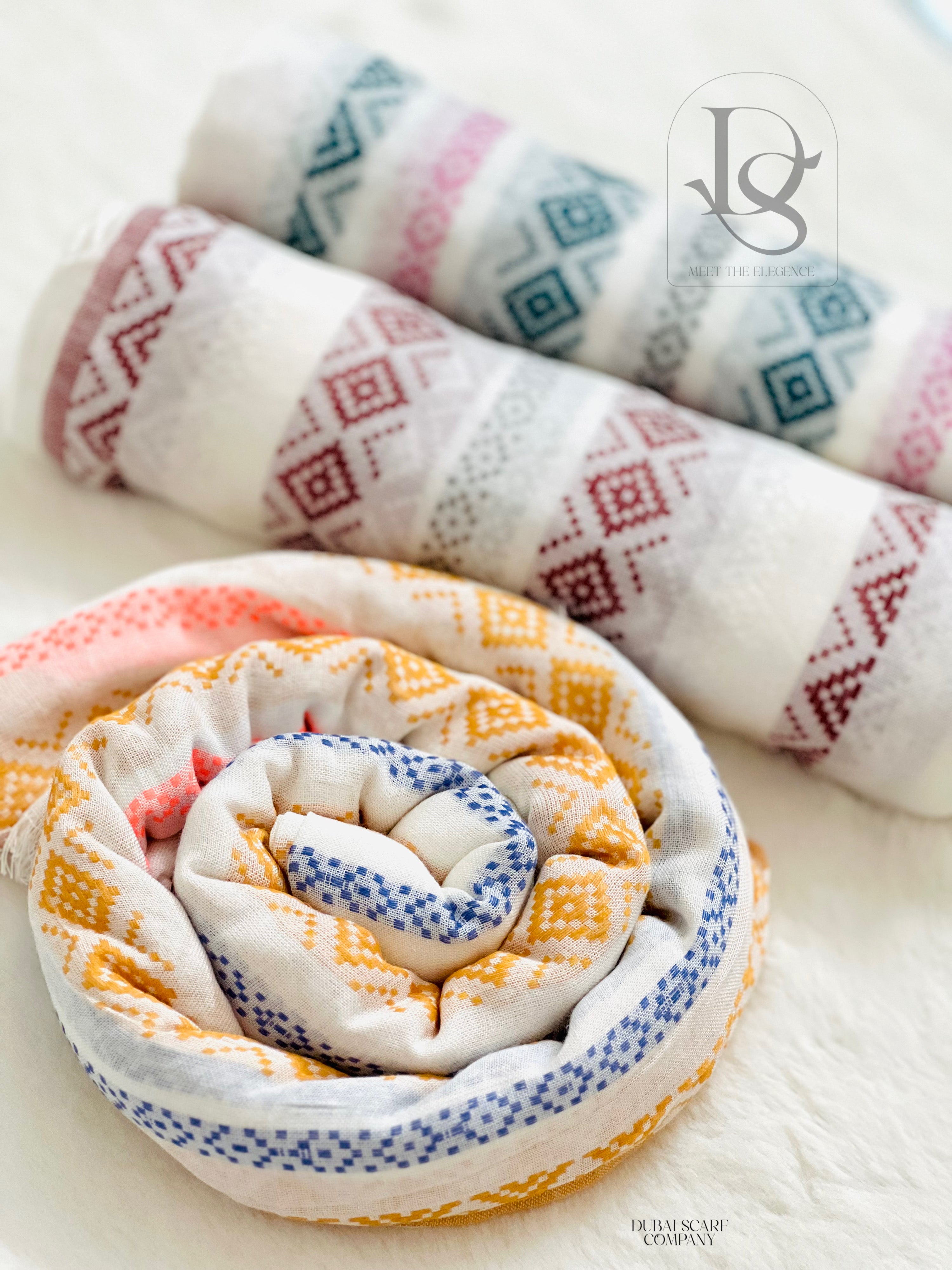 ETHNIC GEOMETRIC PRINTED SOFT HIJAB