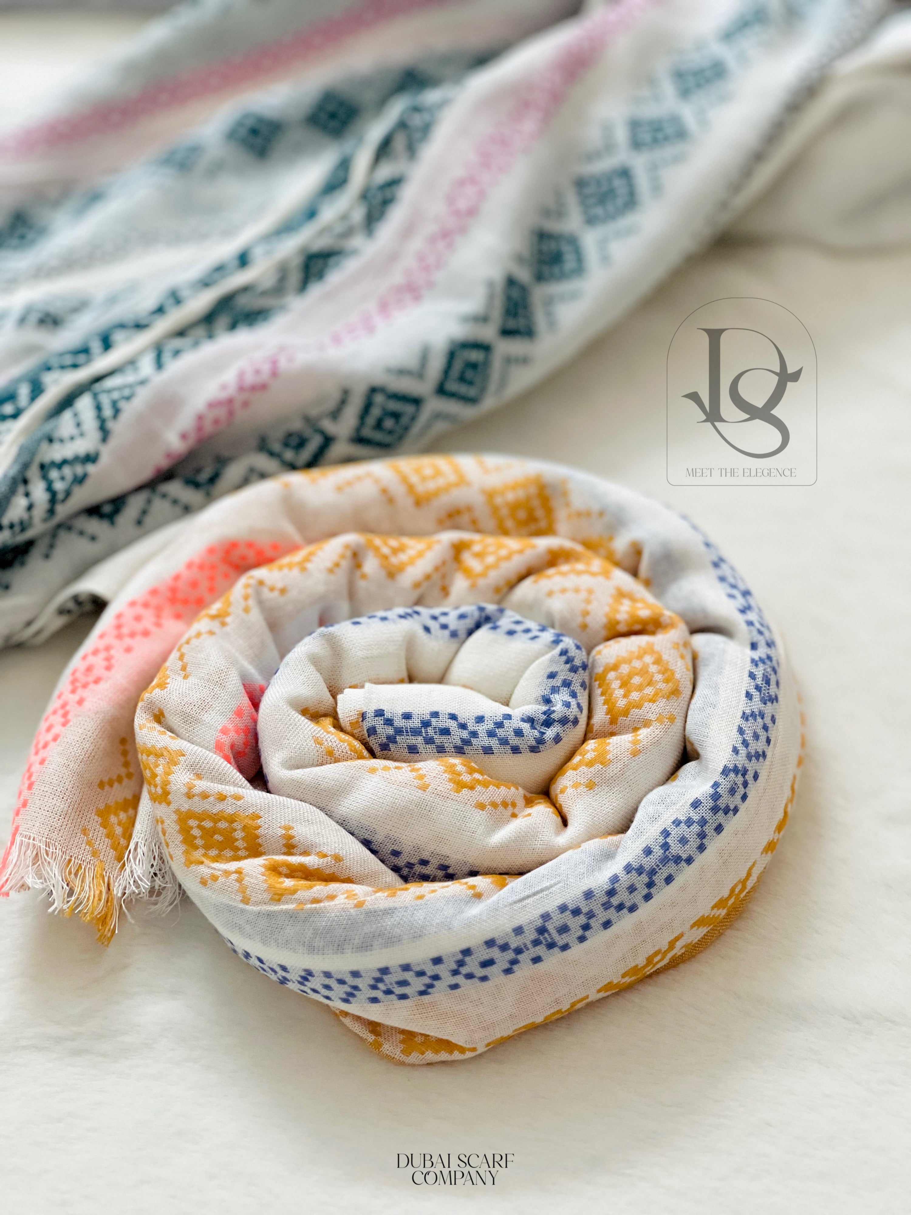ETHNIC GEOMETRIC PRINTED SOFT HIJAB