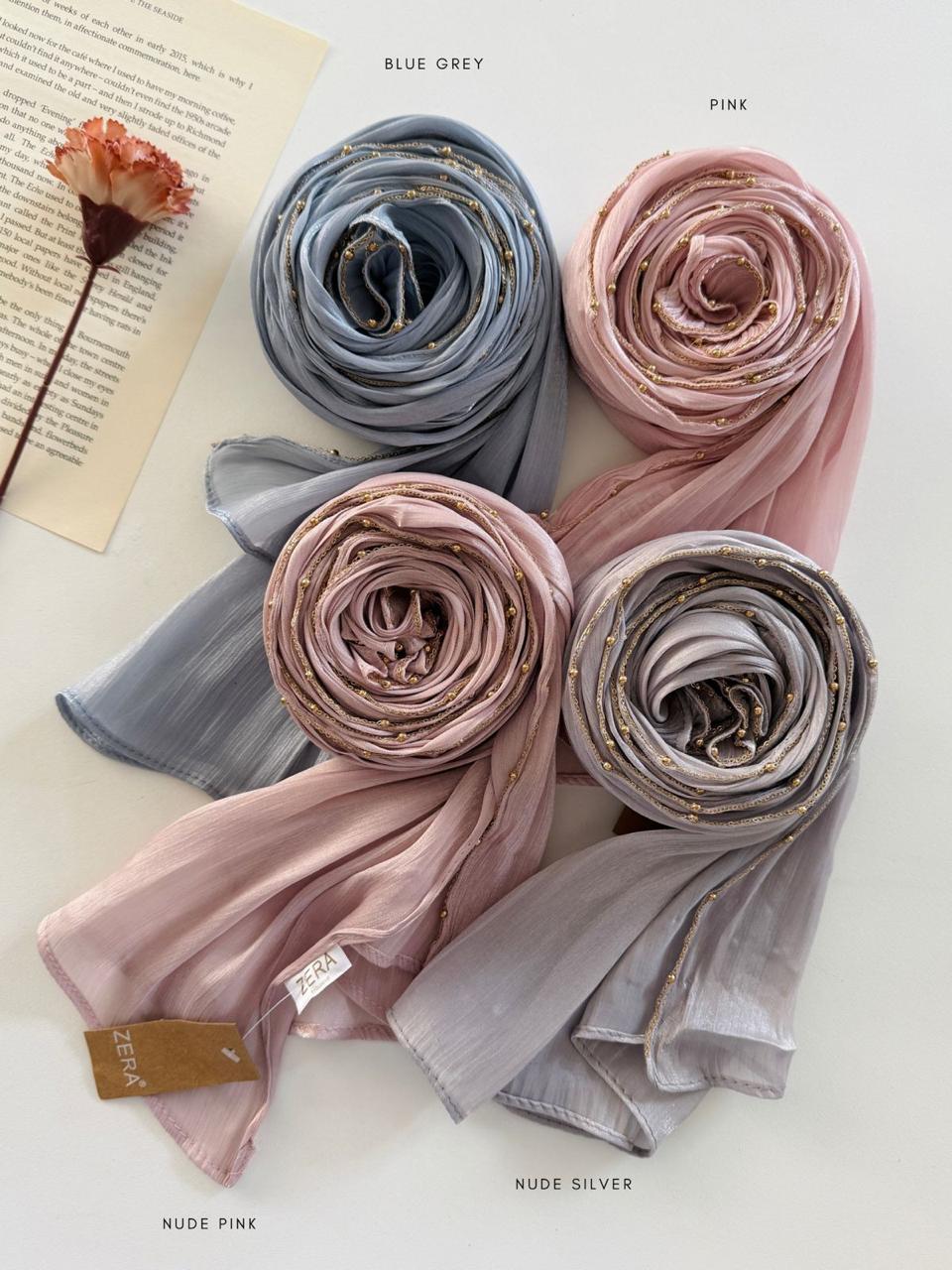 ZERA ORGANZA SHIMMER WITH GOLDEN CHAIN BORDER