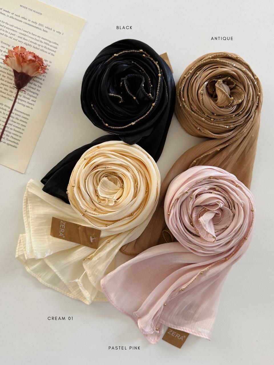 ZERA ORGANZA SHIMMER WITH GOLDEN CHAIN BORDER